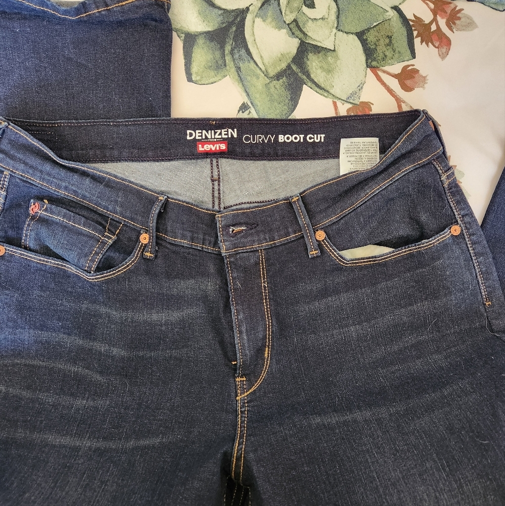 Denizen curvy boot cut jeans